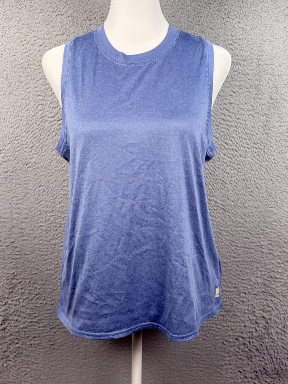 Vuori Energy Tank Top Womens Medium Blue Performance Stretch Soft Athletic Yoga